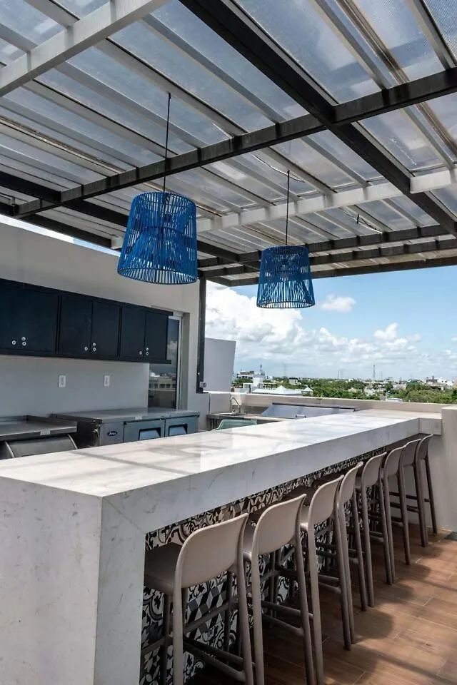 Luxury Condo, Private Room, 150Mb Wifi, Ac, Gym Playa del Carmen 0*,