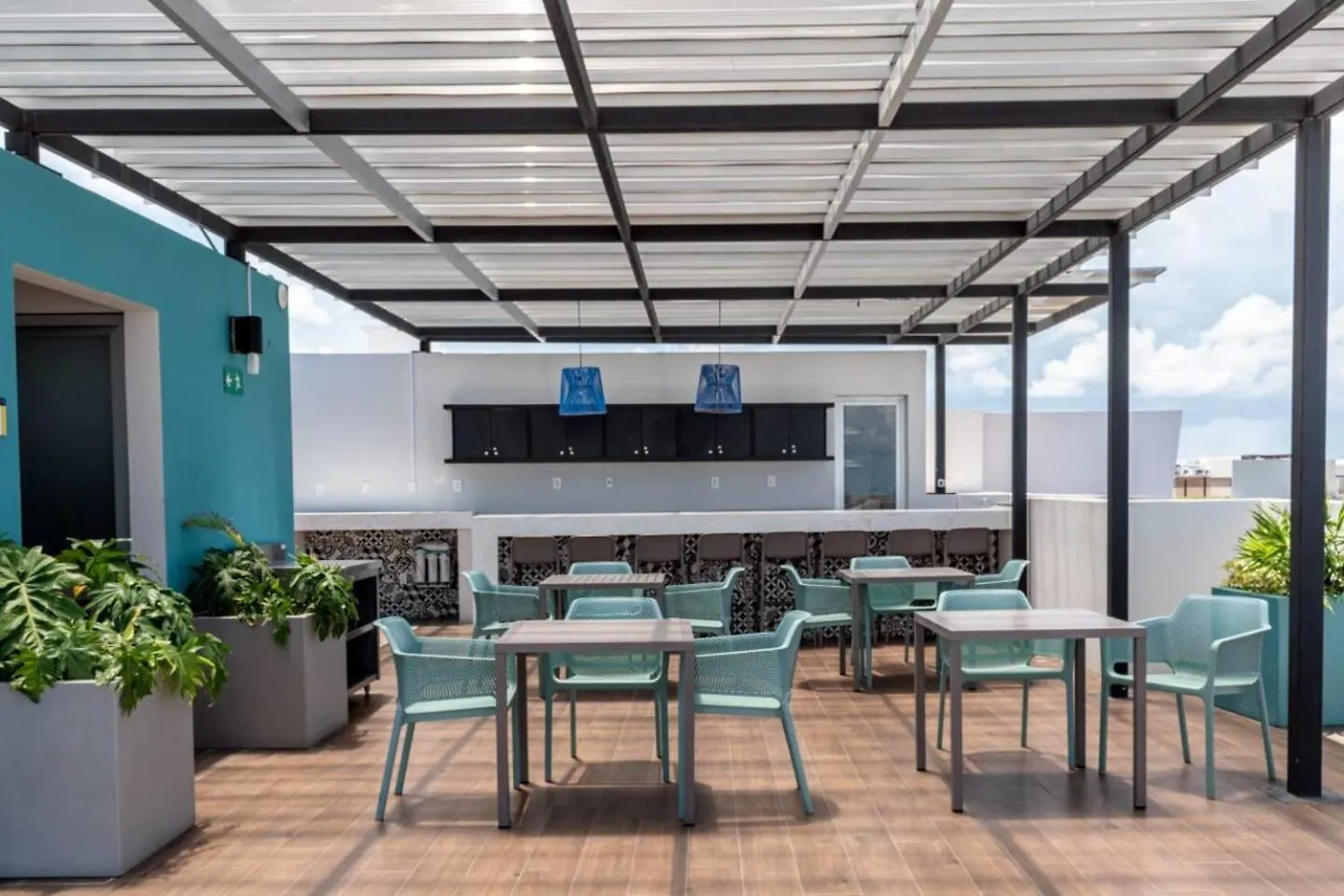 Luxury Condo, Private Room, 150Mb Wifi, Ac, Gym Playa del Carmen Mexico